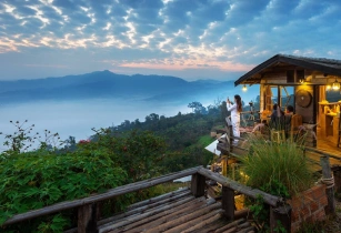 Breathtaking nature and tropical escapes